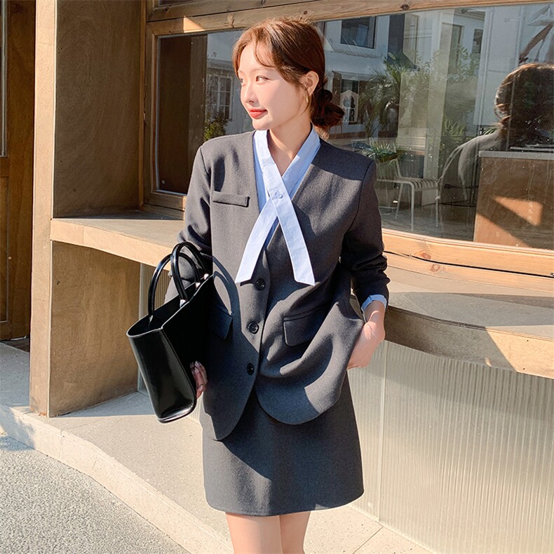 灰色西装女裙春秋2025新款高级感气质ootd穿搭又a又飒，女装西装，浙宝193A