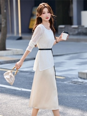 现货主推简洁领型气质减龄凸显女人味腰部显瘦收腰穿出迷人套裙，女装套装/套裙，时尚俏佳人