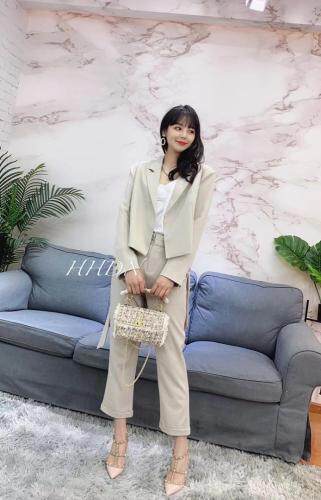 【现货】春季新款西服套装韩版修身，女装职业装，红火丹妮