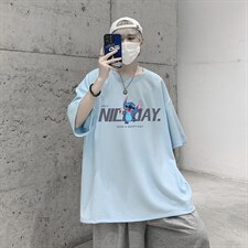 浅蓝色