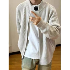 灰色