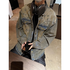 铁锈色