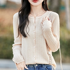 25春秋款圆领100%纯羊毛针织开衫外套女宽松抽条羊绒衫打底衫毛衣，女装羊毛衫，哲奥羊绒