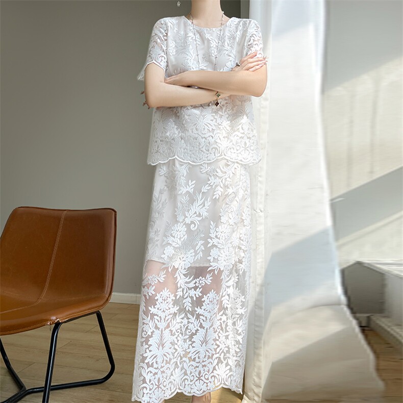 2024夏季醋酸缎面短袖半身裙两件套女镂空蕾丝上衣A字开叉裙套装,女装套装/套裙,佳绒高端店