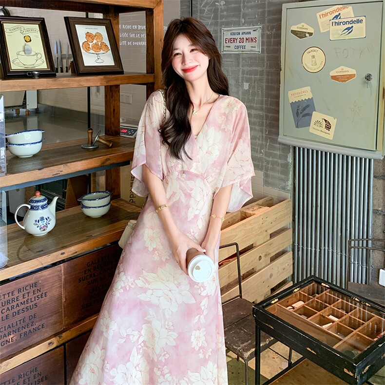 新品  连衣裙图片