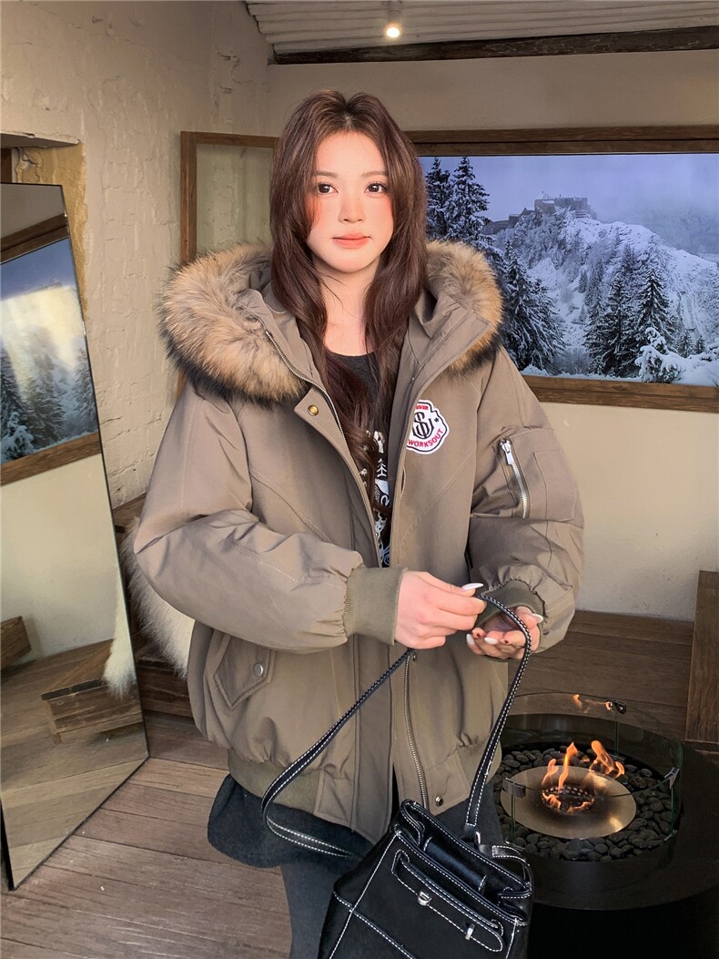 工装风大毛领羽绒服女短款2025冬季新款时尚加厚派克服军绿色外套,女装羽绒服,艾米莉亚