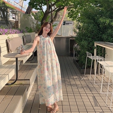 法式浪漫印花无袖挂脖连衣裙女夏2025新款气质超仙海边度假风裙子，女装连衣裙，2C201