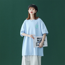 天蓝色