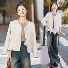 2025秋装新款简约时尚小香风时髦外套，女装短外套，芭米依尚