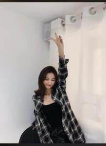 （现货）韩系格子衫衣可盐可甜，韩版显瘦半裙百搭人手一条，女装半身裙，忻美