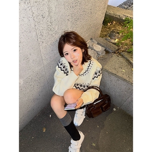 重磅秋冬装北极绒套头毛衣美式复古休闲慵懒风提花工艺针织衫外套,拼接条纹毛衣如何搭配裤子图片