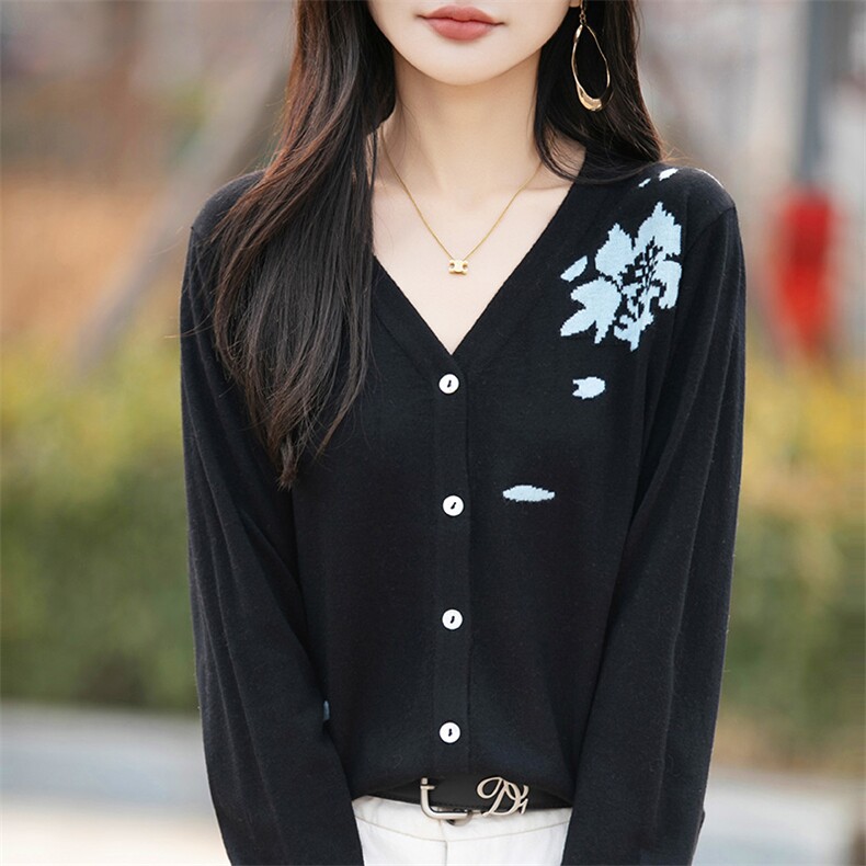 V领拼色精纺羊毛开衫女春秋玫瑰花长袖针织外套毛衣宽松休闲上衣，女装针织衫/毛衣，佰米娇羊绒