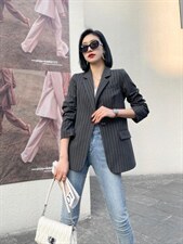 【现货】春装新款韩版修身条纹显瘦西装，女装西装，名怡