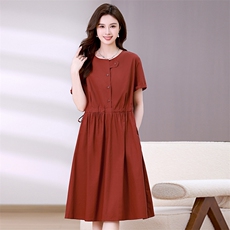 2025年夏季休闲套头圆领短袖纯色中长款连衣裙，女装连衣裙，简韵佳