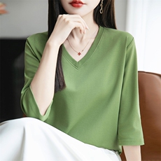 夏季新款简约V领七分袖女宽松百搭显瘦时尚休闲上衣，女装T恤，羊秋羊绒