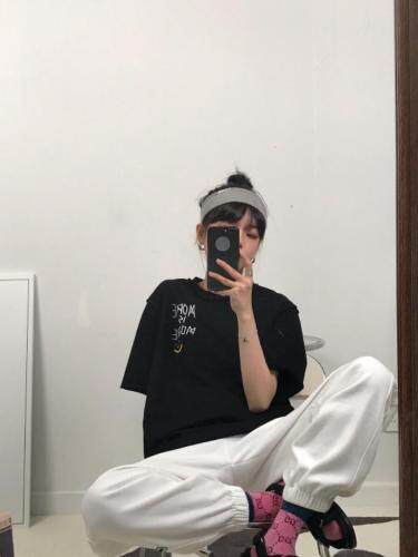 百搭笑脸T，女装，Queena PHoebe