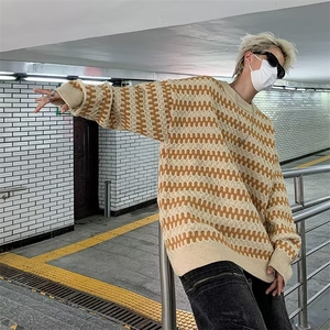 秋冬季条纹撞色毛衣男日系复古潮牌个性设计圆领针织衫M7029-P48图片