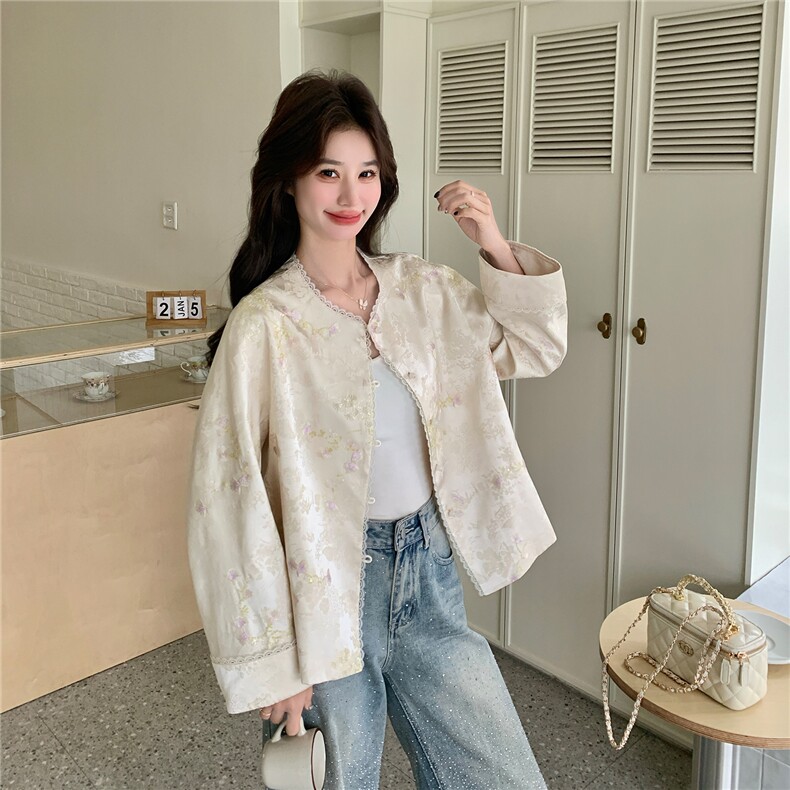 新品~~重工刺绣风短款外套W672P195K318,女装短外套,2C209