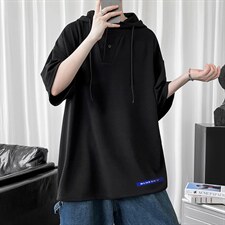 黑色