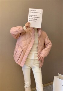 三色三码新面料羽绒服图片