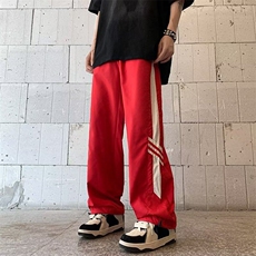 红色