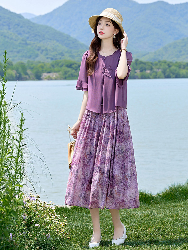 妈妈秋装2024新款中年t人连衣裙中老年女夏季洋气减龄裙,女装连衣裙,衣之秀