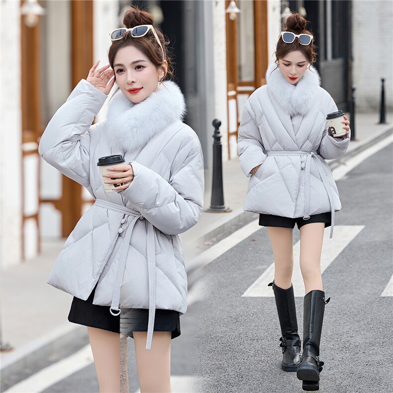 2025冬季新款狐狸毛收腰羽绒服90绒,女装羽绒服,维一诺（1D095）