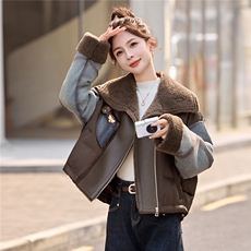 牛仔拼接短款羽绒服女2025冬季新款翻领加厚保暖羽绒外套，女装羽绒服，沁沁公主