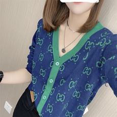 时尚V领双C图案包芯纱针织开衫可选显瘦百搭毛衣外套，女装针织衫/毛衣，雪真羊绒