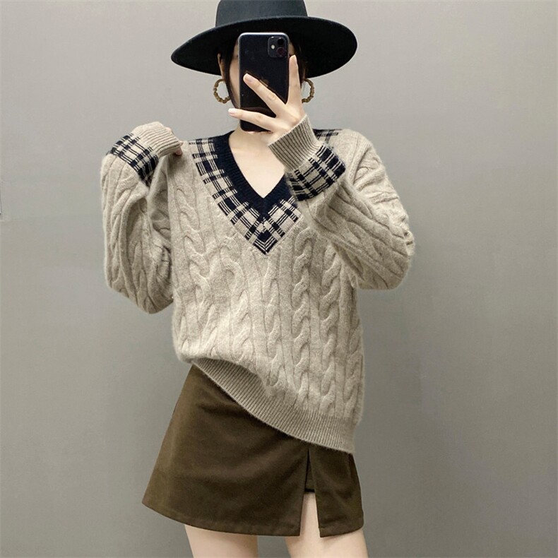 v领欧货高端100纯山羊绒衫女秋冬麻花重工宽松慵懒风加厚软糯毛衣，女装羊绒衫，织绒羊
