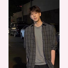 2025秋季新款男士宽松格子衬衣休闲上衣磨毛长袖衬衫大码潮流男装，男装衬衫，星座506A