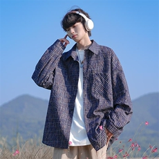 藏青色