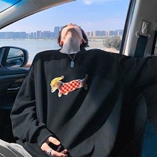 黑色