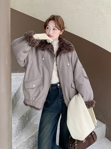 【新款现货】2025年韩系派克服图片