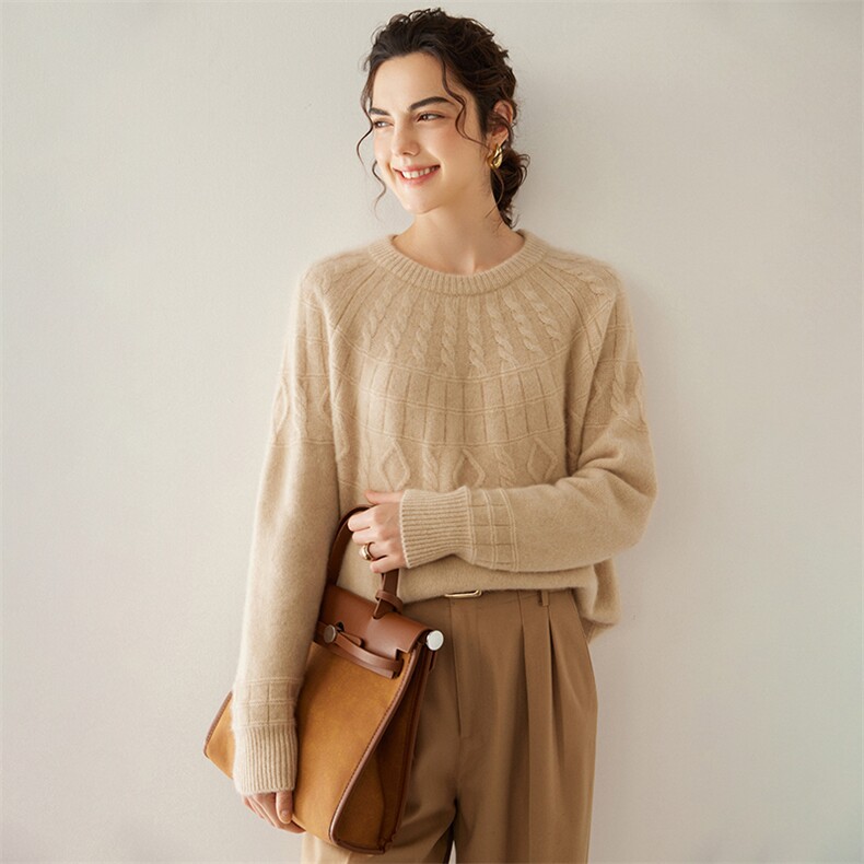 2025年冬季山羊绒圆领加厚保暖宽松毛衣女绞花羊毛针织打底衫上衣，女装羊绒衫，轩妮羊绒