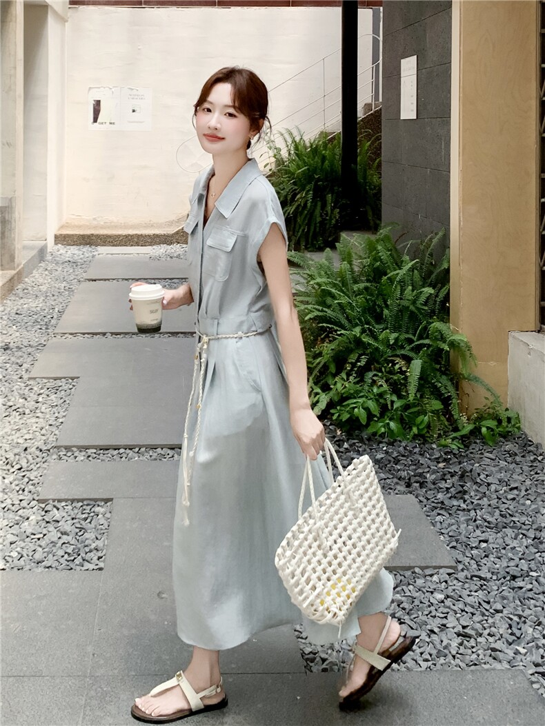 2026夏季浅蓝色短袖翻领衬衫连衣裙女新款简约气质系带收腰长裙子,女装连衣裙,霓裳依族
