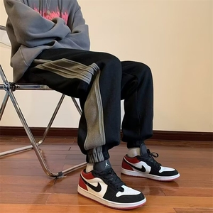 春秋季ins潮牌侧边排扣休闲裤子男韩版潮流宽松直筒帅气运动卫裤图片