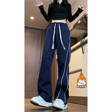 藏青色