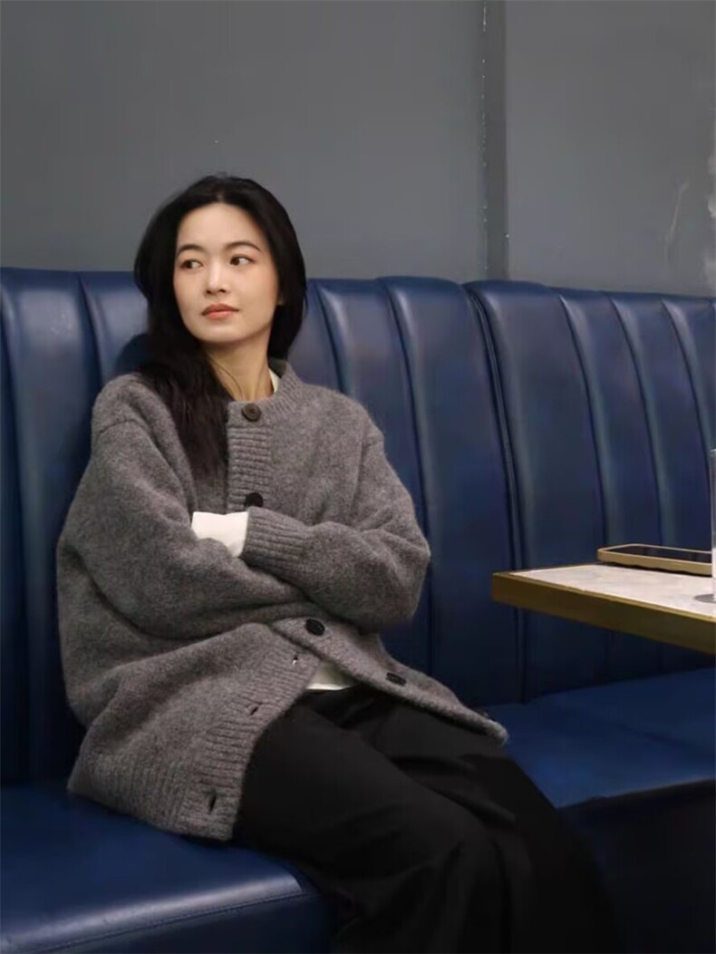 2025羊绒圆领加厚开衫舒适百搭简约秋冬新款保暖软糯,女装羊绒衫,莺澜羊绒