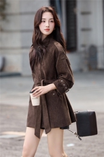 风衣女中长款2025秋季新款小个子高级感巨好看气质鹿皮绒大衣外套，女装风衣，丽影随形