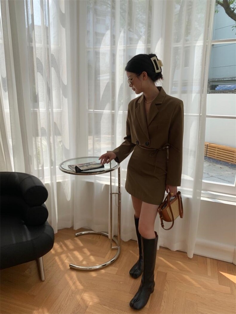 卡其棕套装，女装职业装，HE