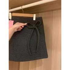 JK2503-p50灰色毛呢a字短裙半身裙款蝴蝶结设计感包臀裙现货，女装半身裙，星座617A-2