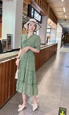 碎花修身连衣裙，女装连衣裙，米娜·丹怡