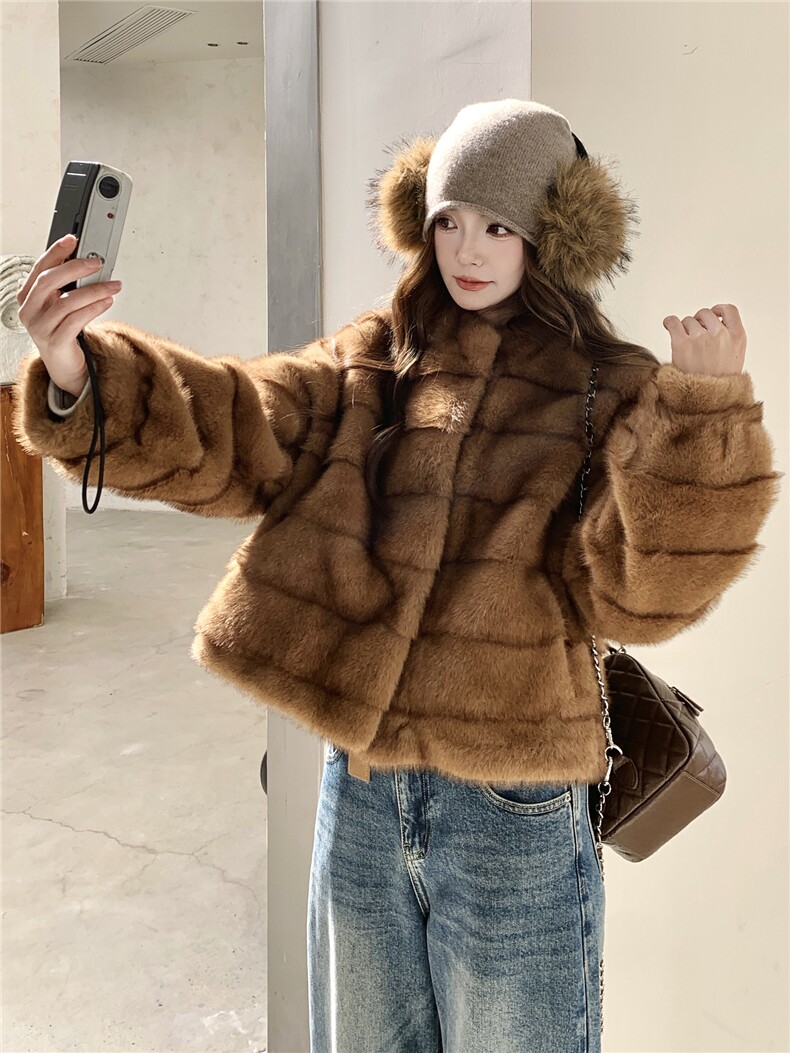 现货210-7705-P185-K268高端仿水貂立领皮毛一体外套女士,女装羊羔毛/颗粒绒,韩蜜菓