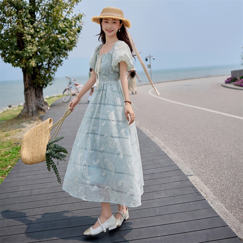 57157欧货25夏季新款欧货减龄时尚百搭显瘦方领泡泡袖连衣裙女潮,女装连衣裙,难舍钰依