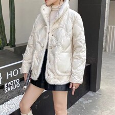 水貂毛羽绒服，女装羽绒服，玉米青豆