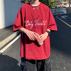 酒红色