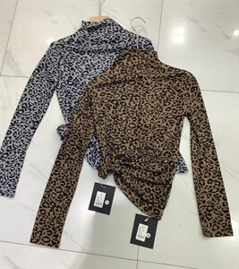 豹纹打底衫图片