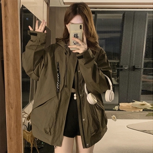 A143-P85 春装户外夹克防风防泼水连帽机能冲锋外套男女图片