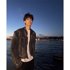 【有货】D2207-P80春秋季牛仔流苏毛边垫肩外套男水洗做旧夹克潮，男装夹克，星座603-2